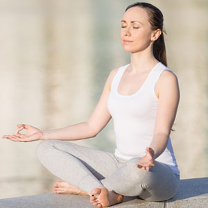 sukhasana per pranayama
